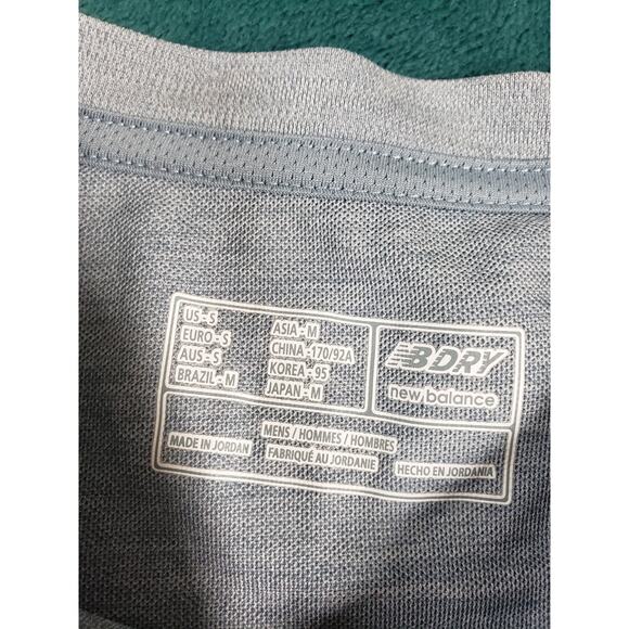 New Balance Shirt Size Small Mens Gray Polyester Short Sleeve Dry Running NWT - Picture 5 of 10